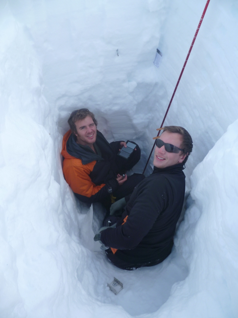 Darcy and Wells 3 meters down - photo credit Darcy Broughton