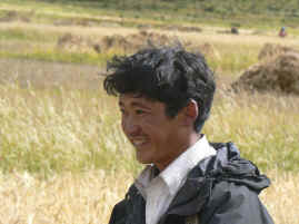 Harvest portrait of boy.JPG (310563 bytes)