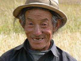 Harvest portrait of man.JPG (336320 bytes)