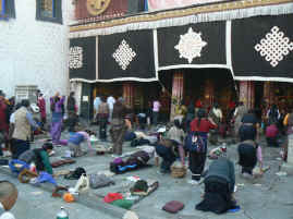Jokhang postrations.JPG (256398 bytes)