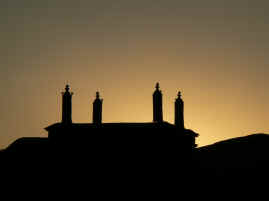 Sakya sunset.JPG (166889 bytes)