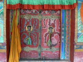 Samye demon doors.JPG (380129 bytes)